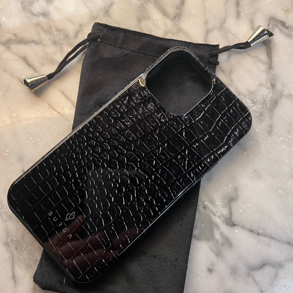 iPhone 13 Pro Max Burga Case
